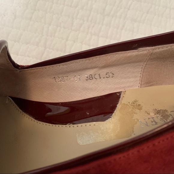 Alexander McQueen burgundy skull loafers - Picture 7 of 10